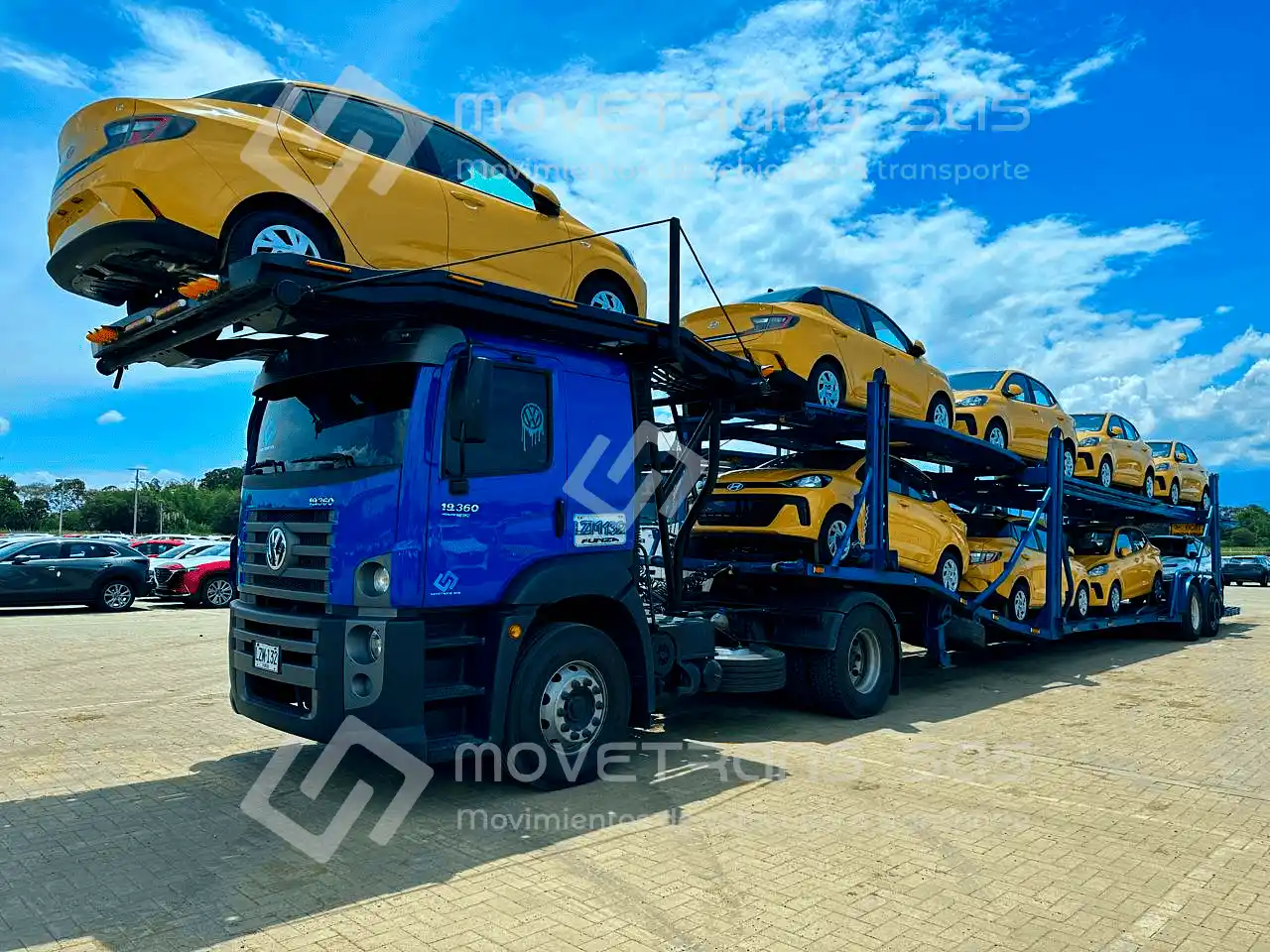 transporte de vehiculos en niñera empresarial